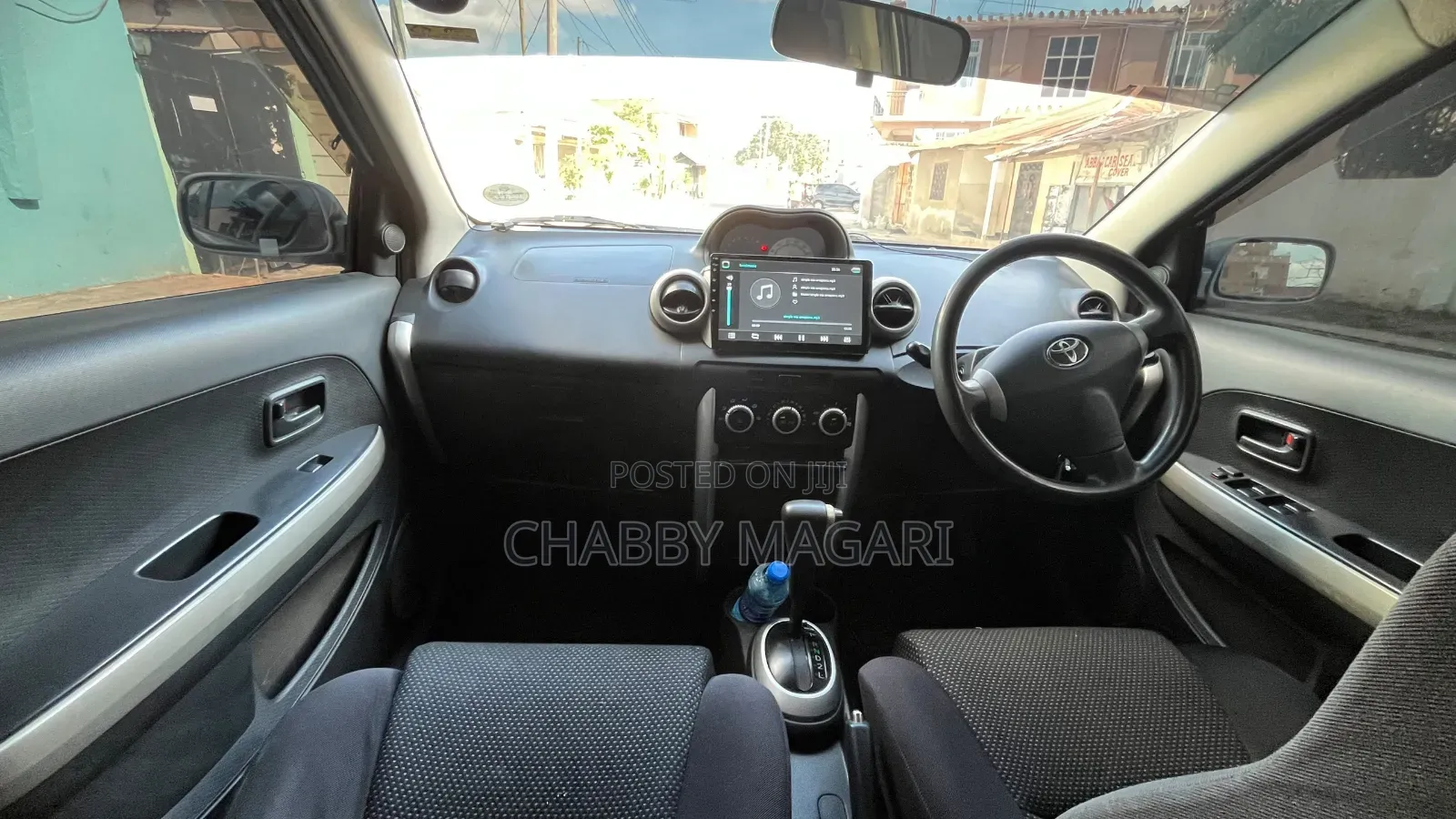 Toyota IST 2004 Silver