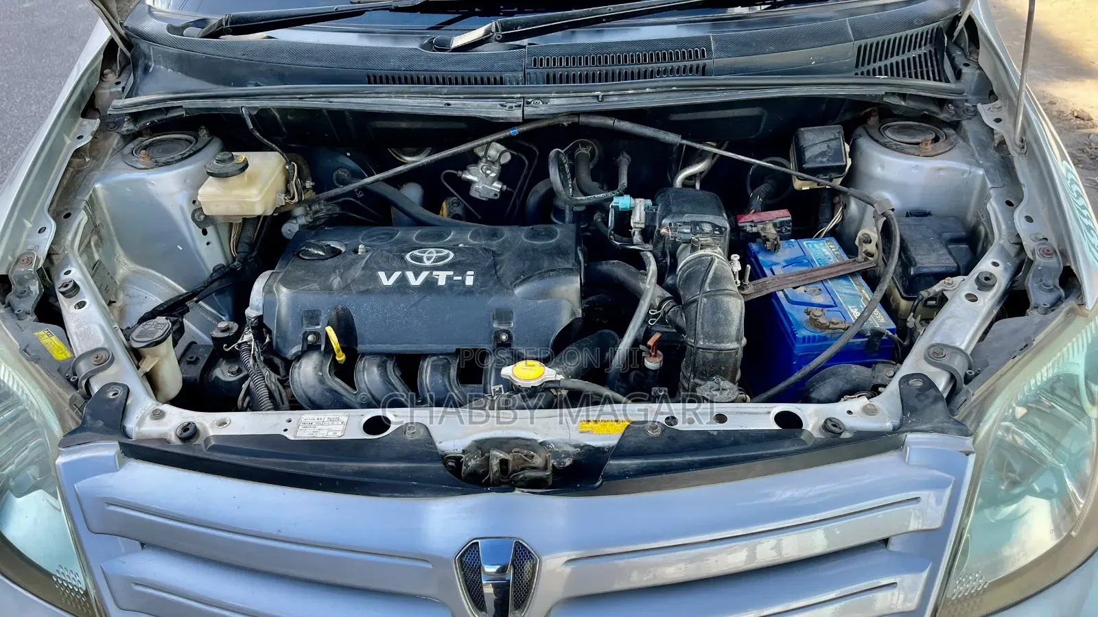 Toyota IST 2004 Silver