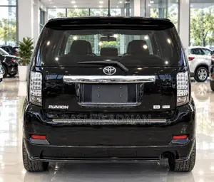 Toyota Corolla Rumion Hatchback 1.5 FWD 2014 Black