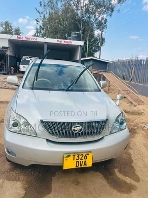 Toyota Harrier 2005 Silver