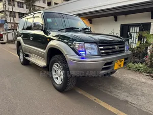 Toyota Land Cruiser Prado 2002 Green