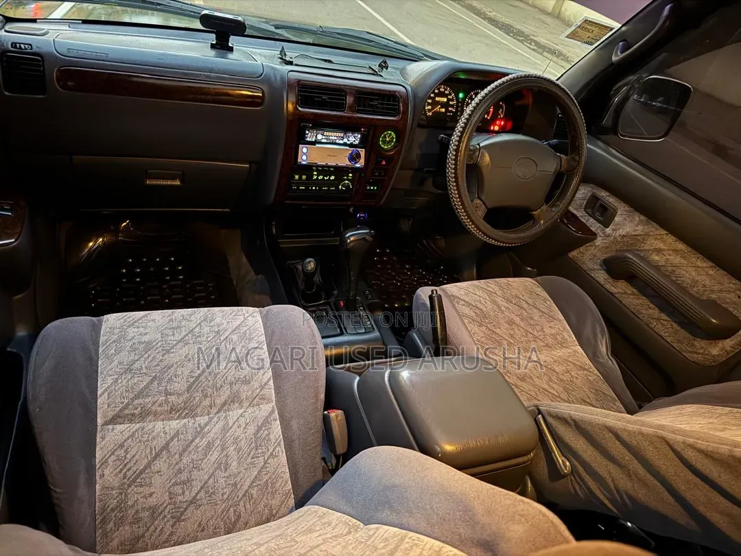 Toyota Land Cruiser Prado 2002 Green