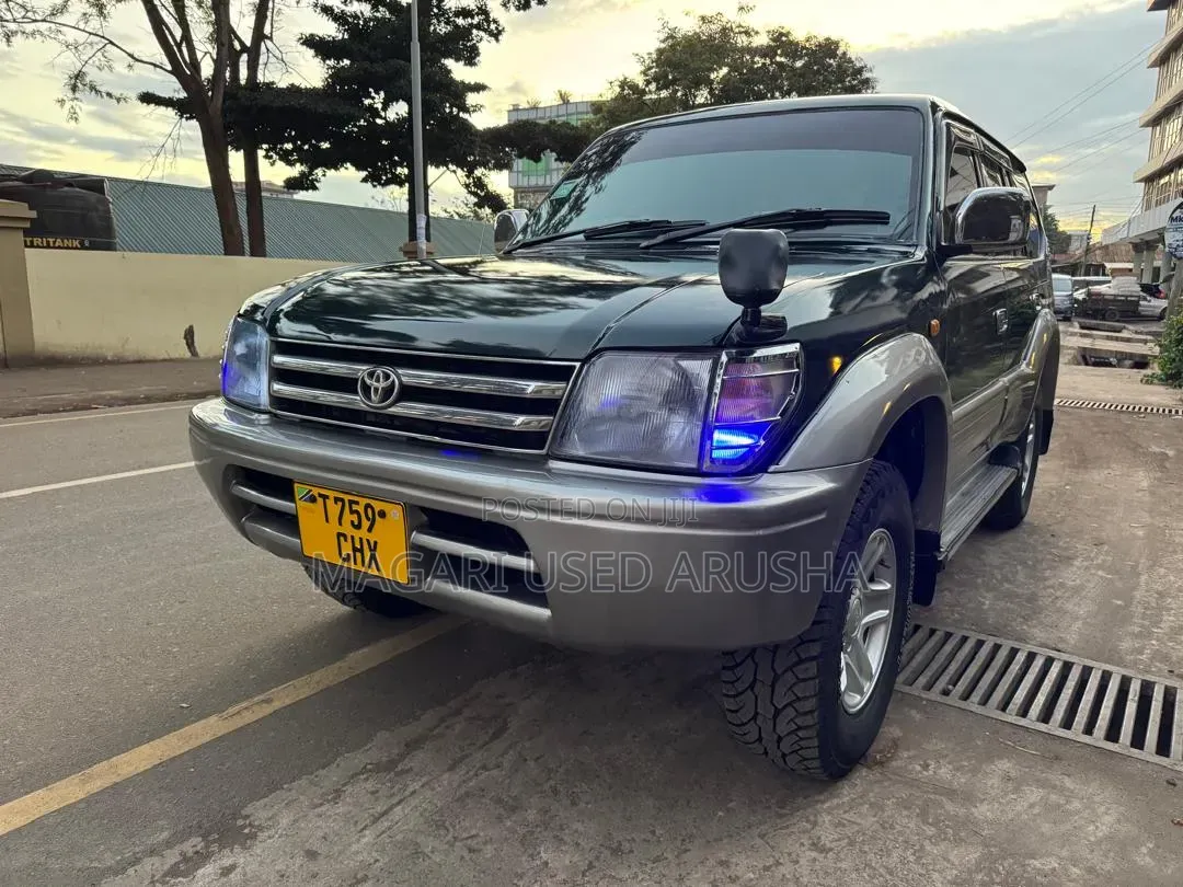 Toyota Land Cruiser Prado 2002 Green