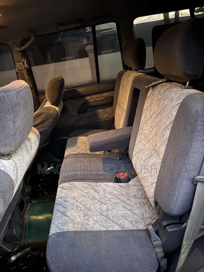 Toyota Land Cruiser Prado 2002 Green