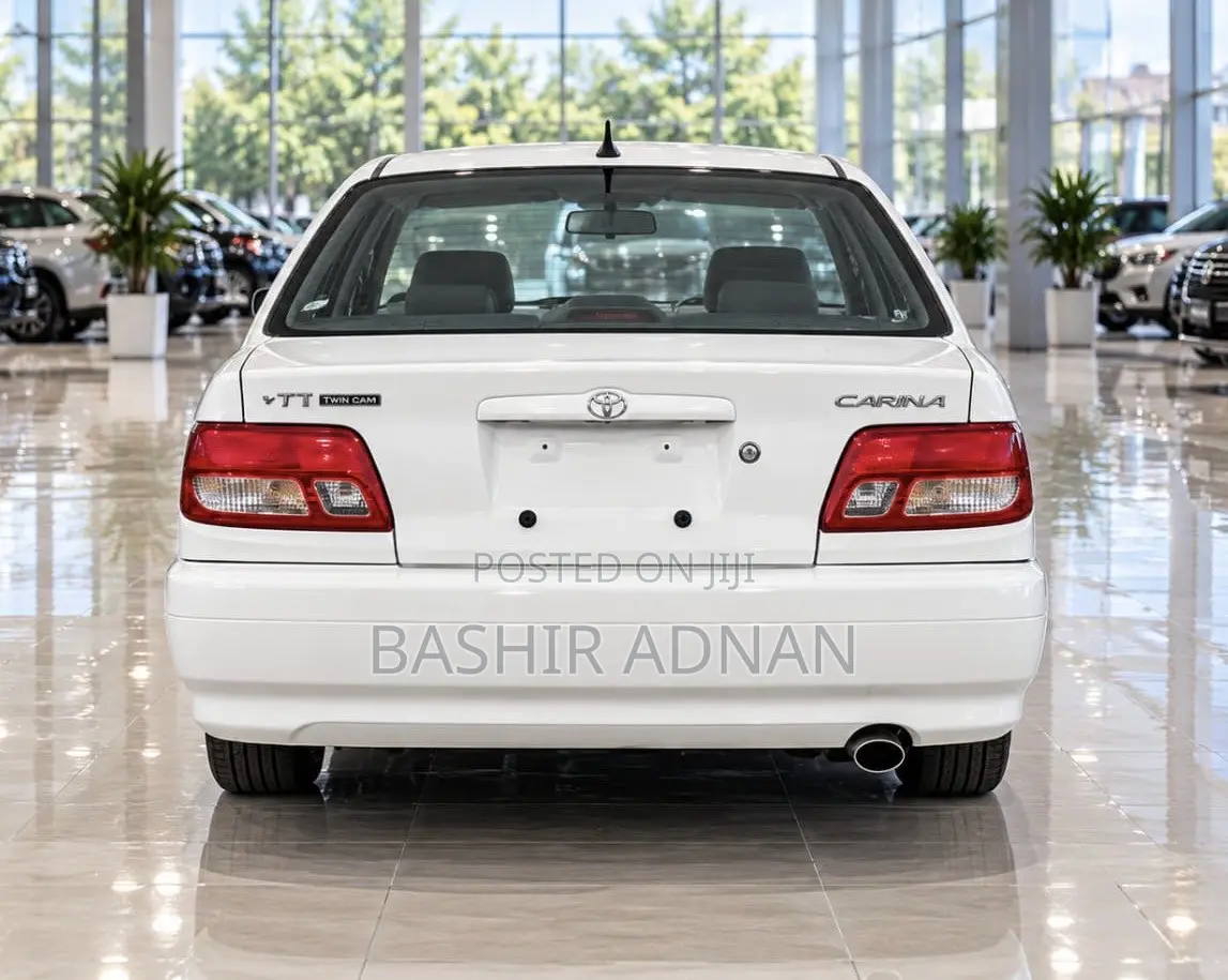 Toyota Carina 1.8 FWD Sedan 2000 White