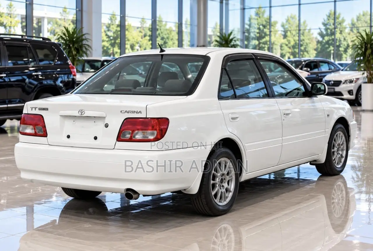Toyota Carina 1.8 FWD Sedan 2000 White
