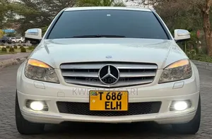 Mercedes-Benz C-Class 2007 White