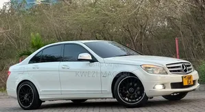 Mercedes-Benz C-Class 2007 White