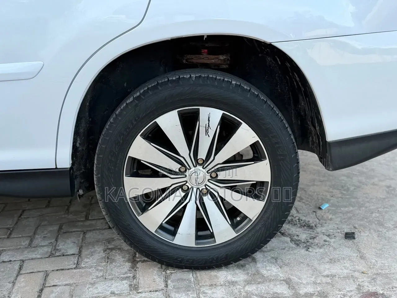 Toyota Harrier 2006 White