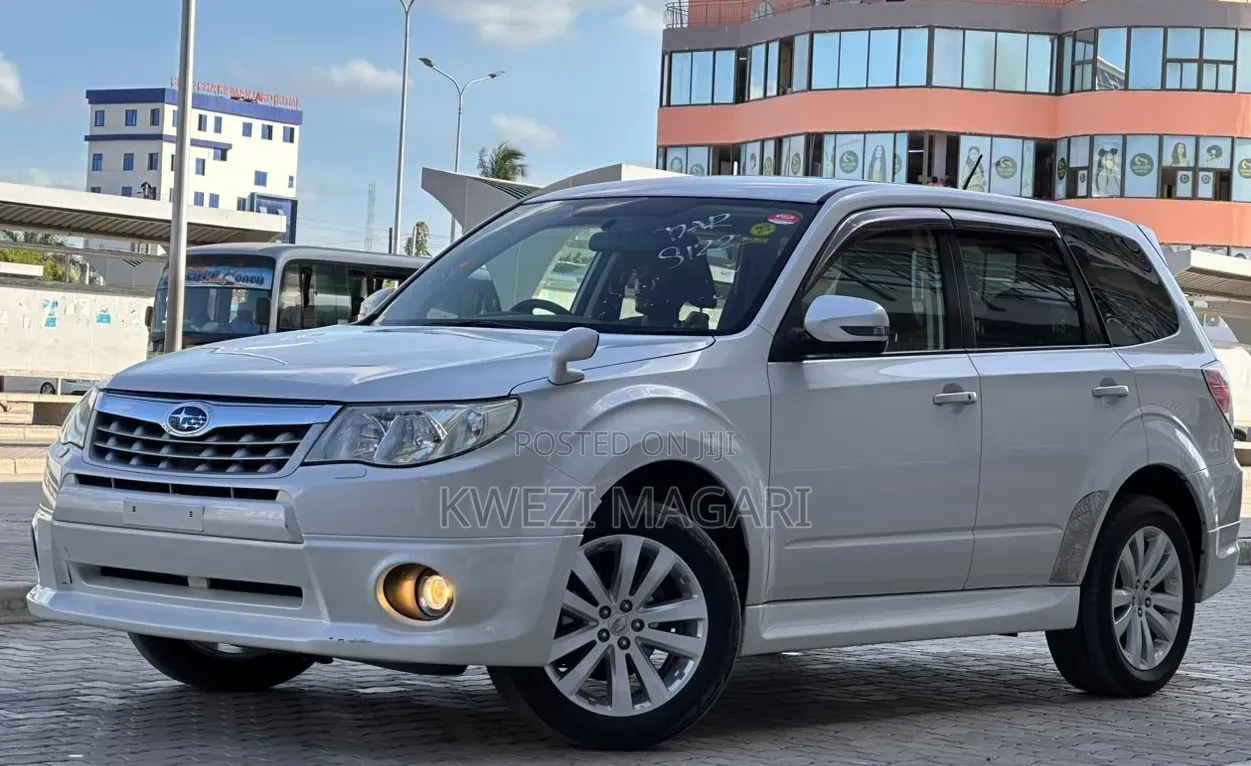 Subaru Forester 2011 White