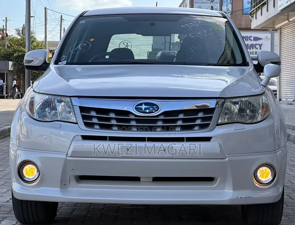 Subaru Forester 2011 White