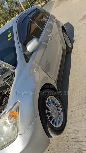 Toyota IST 2005 Silver