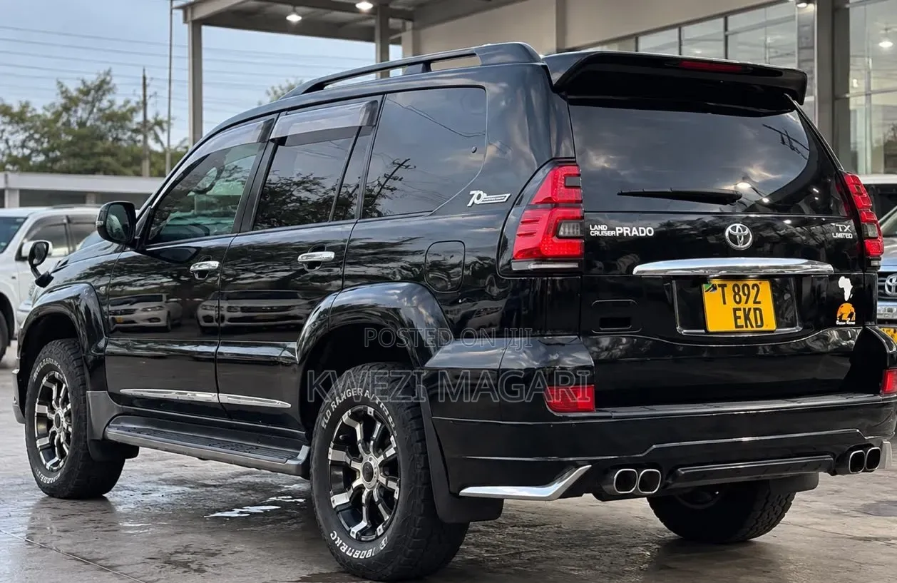 Toyota Land Cruiser Prado 2007 Black