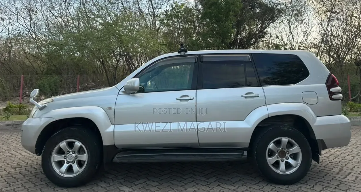 Toyota Land Cruiser Prado 2007 Silver