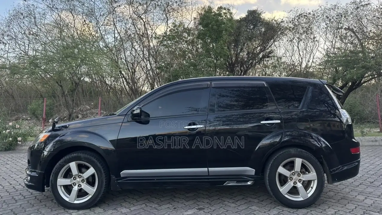 Mitsubishi Outlander 2.4 2009 Black