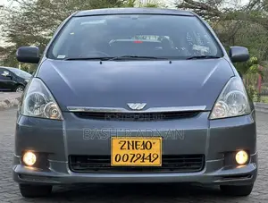 Toyota Wish 2004 Gray