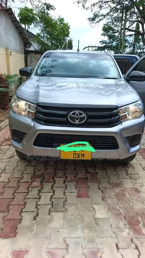Toyota Hilux 2021 Gray
