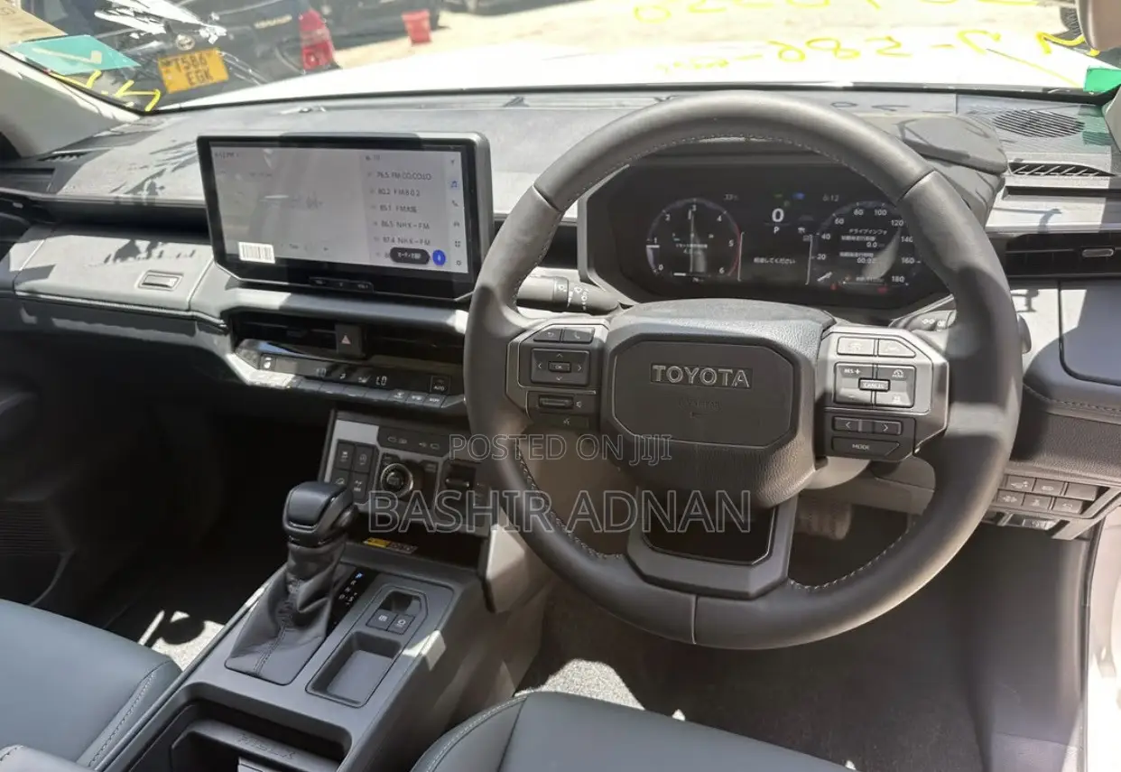 New Toyota Hilux 2026 White