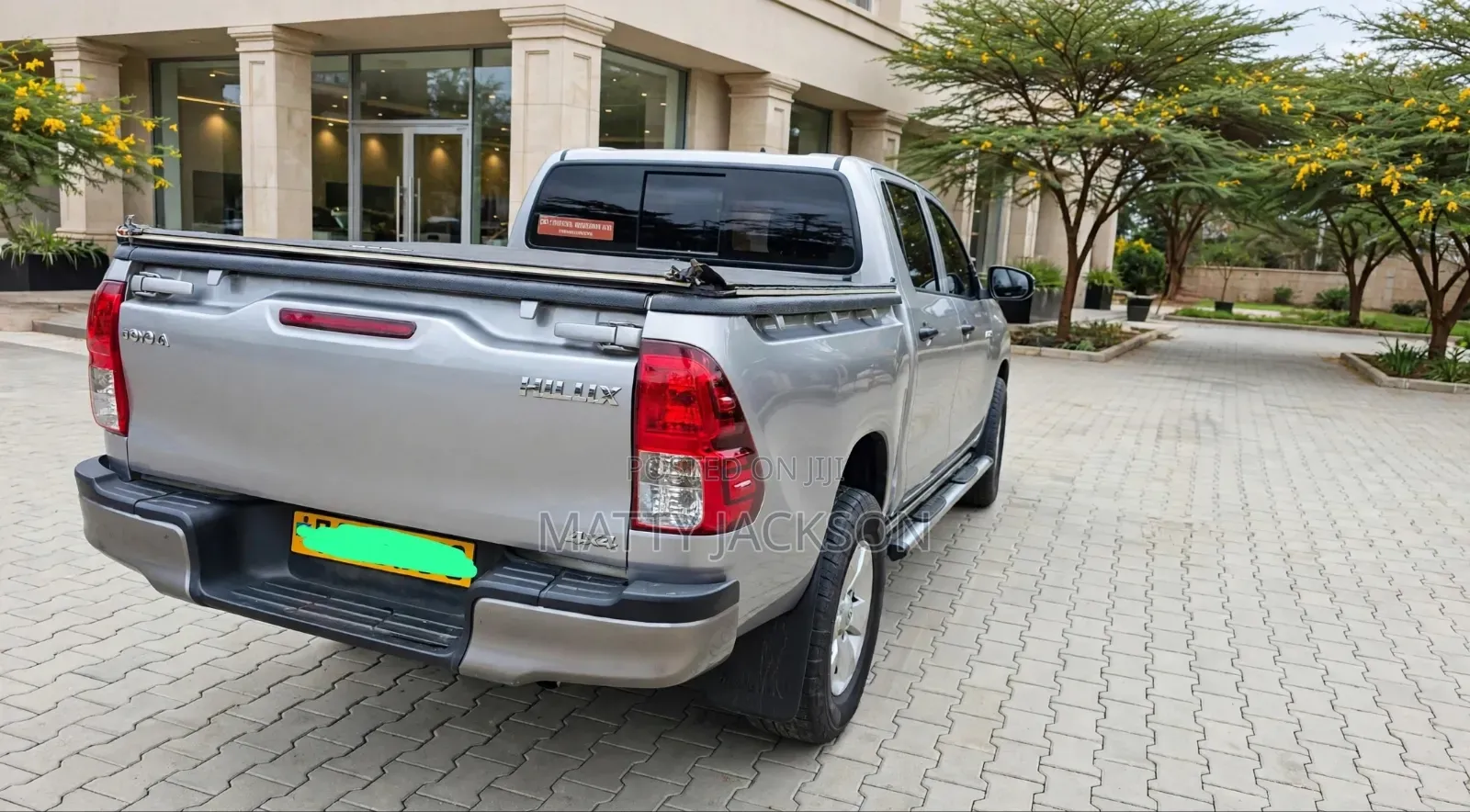 Toyota Hilux 2021 Gray