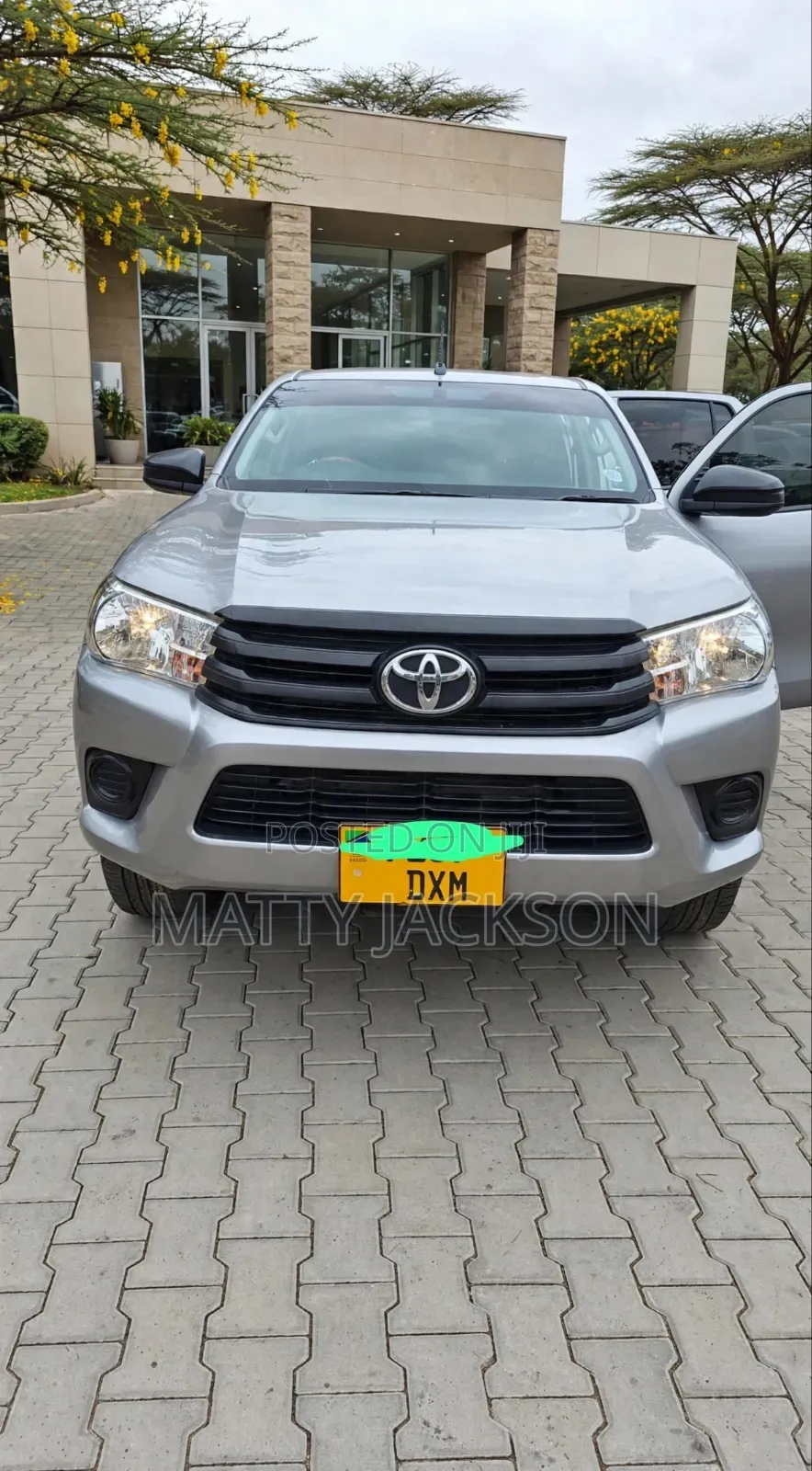 Toyota Hilux 2021 Gray