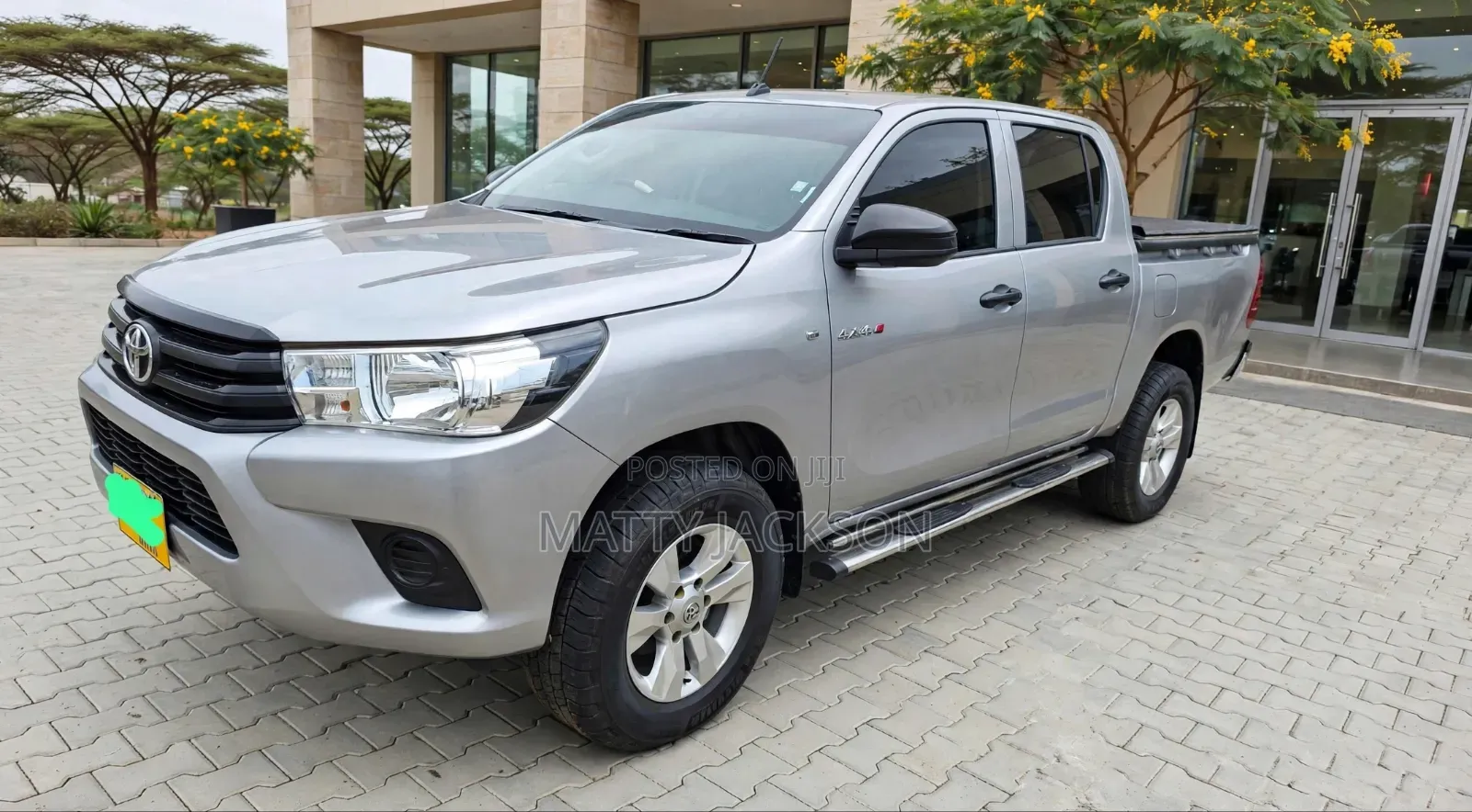 Toyota Hilux 2021 Gray