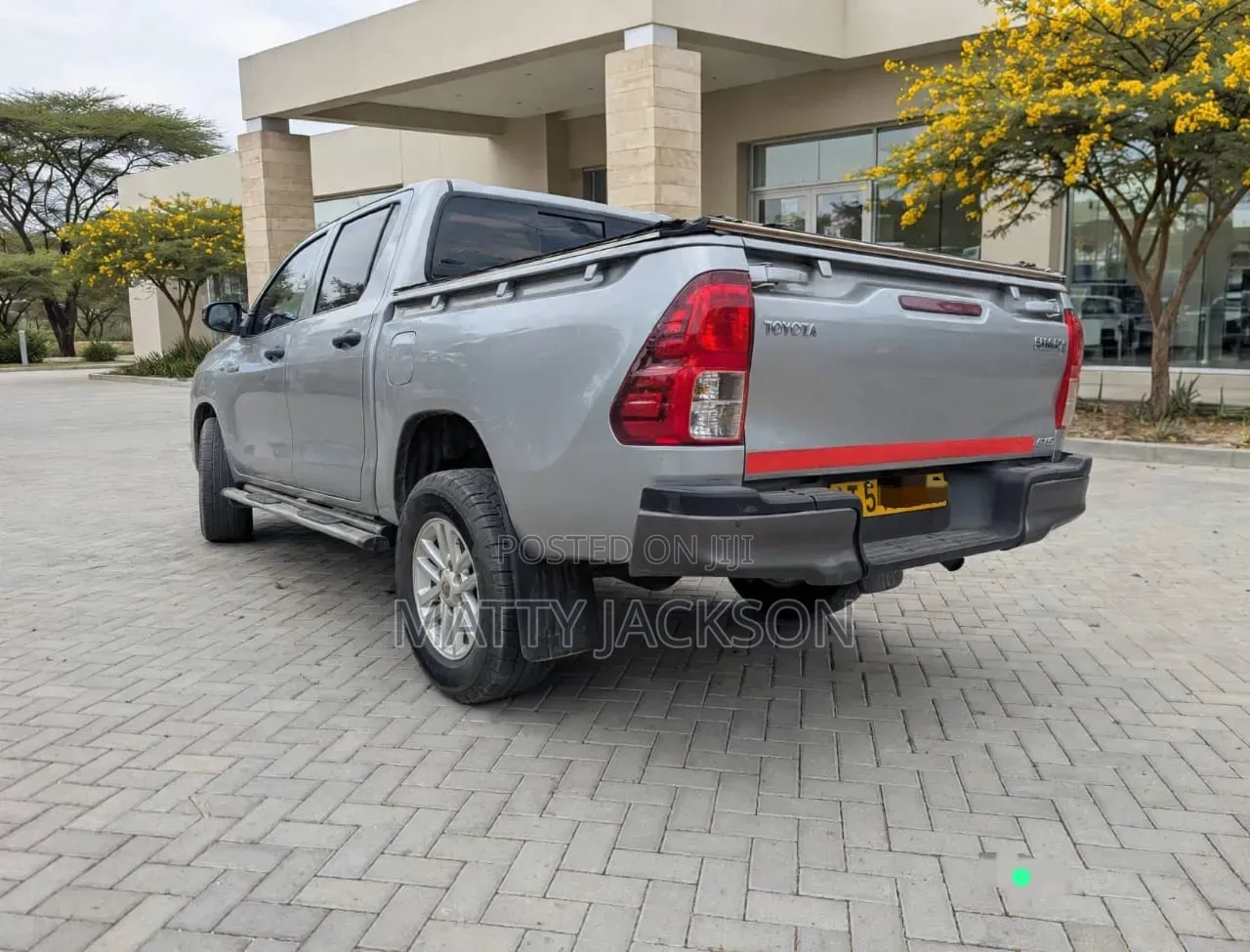Toyota Hilux 2021 Gray