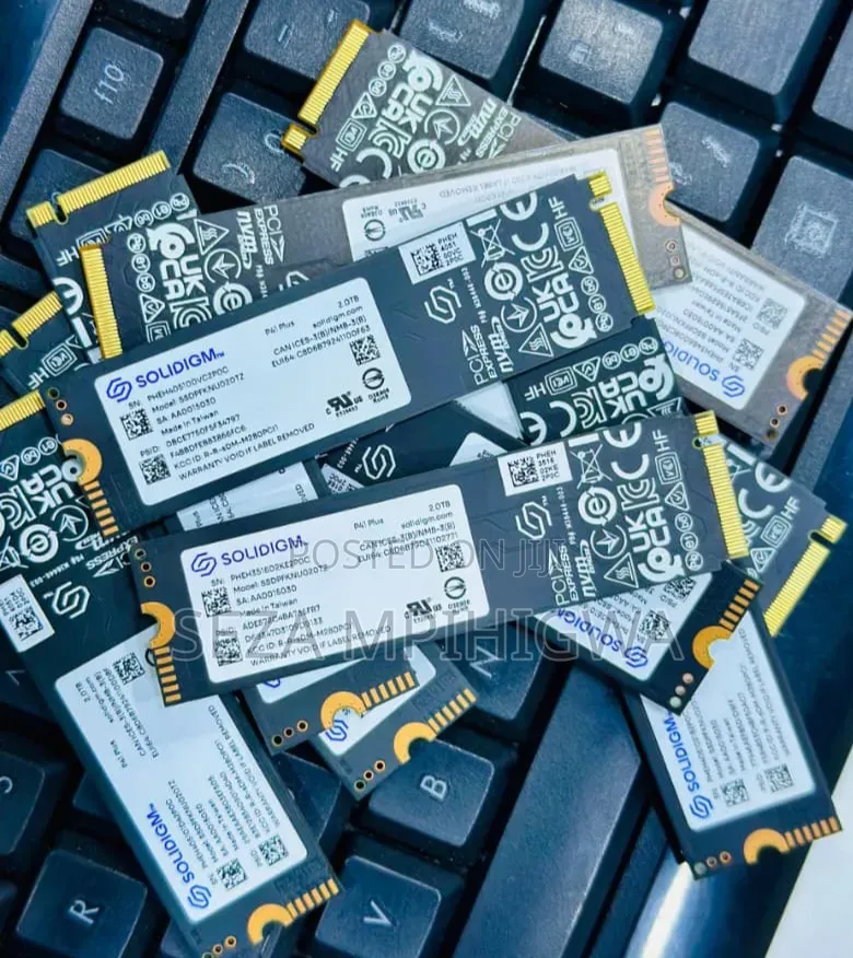 Solidigm P41 Plus 2TB M.2 NVMe PCIe 4.0 SSD
