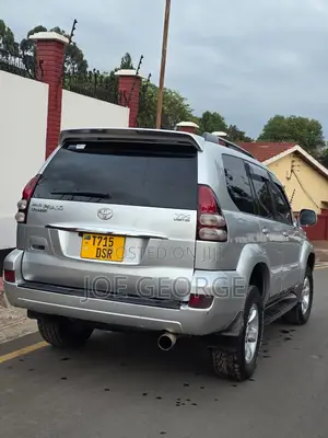 Toyota Land Cruiser Prado 2004 Silver
