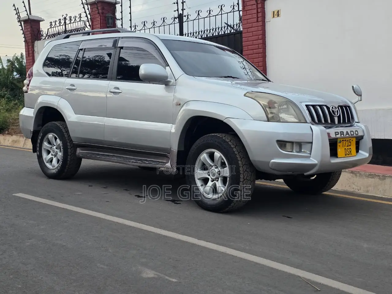Toyota Land Cruiser Prado 2004 Silver