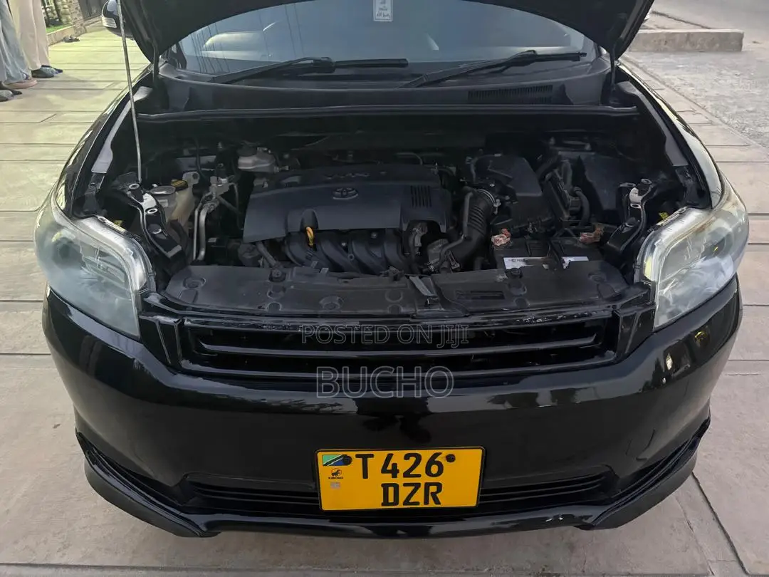 Toyota Corolla Rumion 2011 Black