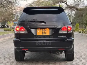 Toyota Harrier 2002 Black