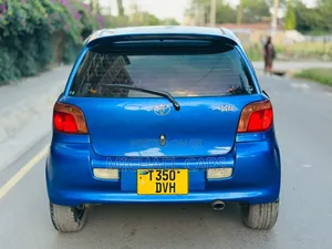 Toyota Vitz 2003 Blue