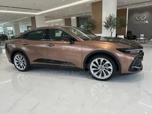 Toyota Crown 2025 Beige