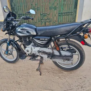 Bajaj Boxer 125 2026 Black