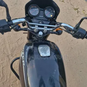 Bajaj Boxer 125 2026 Black