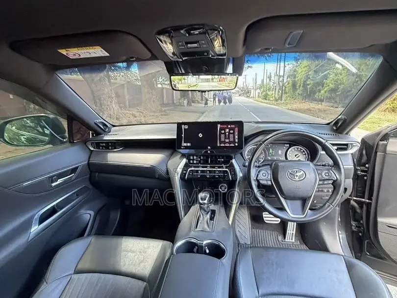 Toyota Harrier 2021 Black