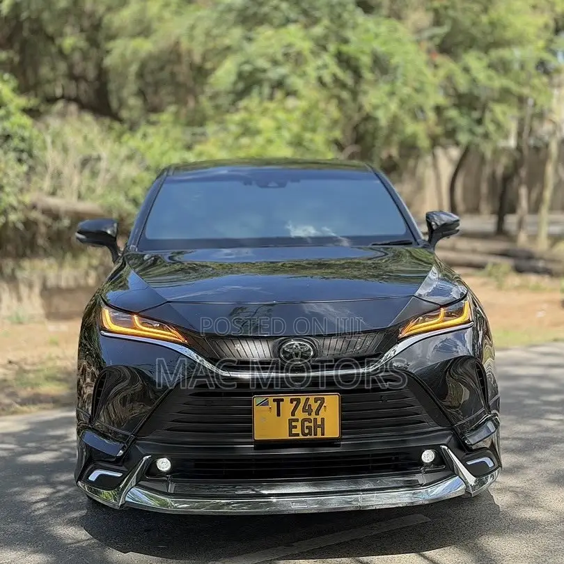 Toyota Harrier 2021 Black