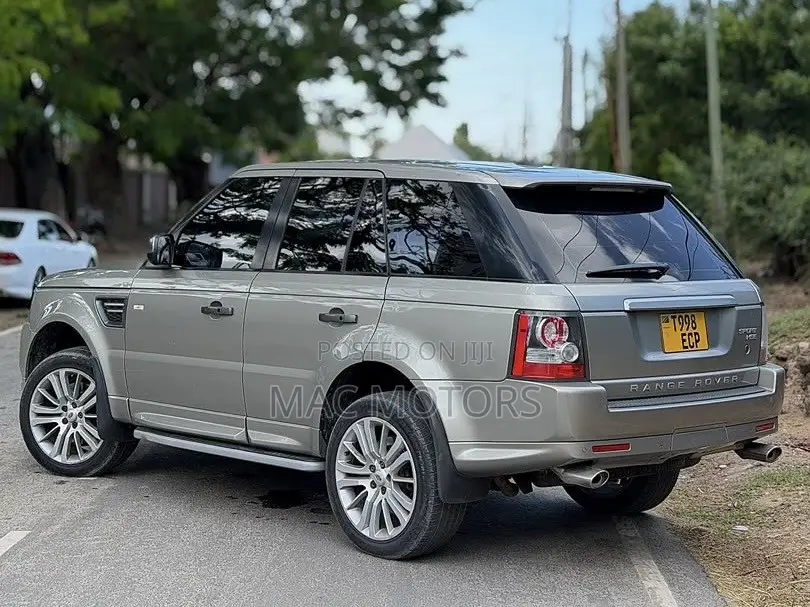 Land Rover Range Rover Sport 2012 Silver