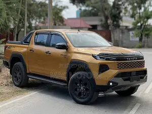 New Toyota Hilux 2026 Orange