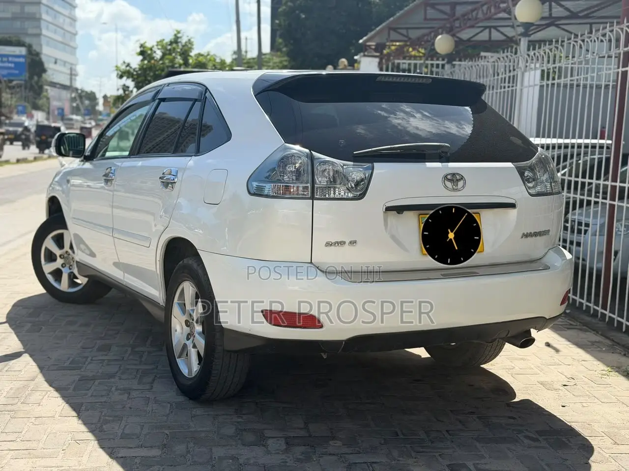 Toyota Harrier 2.4 2006 White