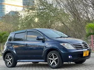 Toyota IST 2006 Blue