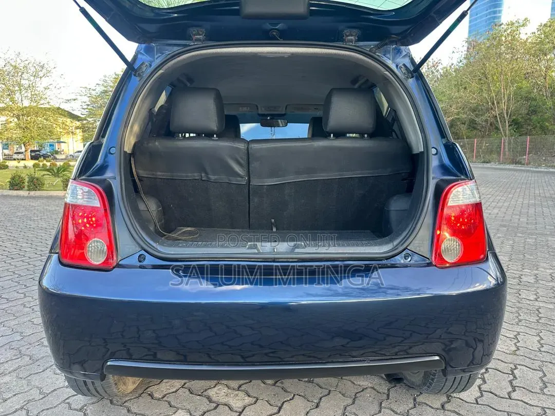 Toyota IST 2006 Blue
