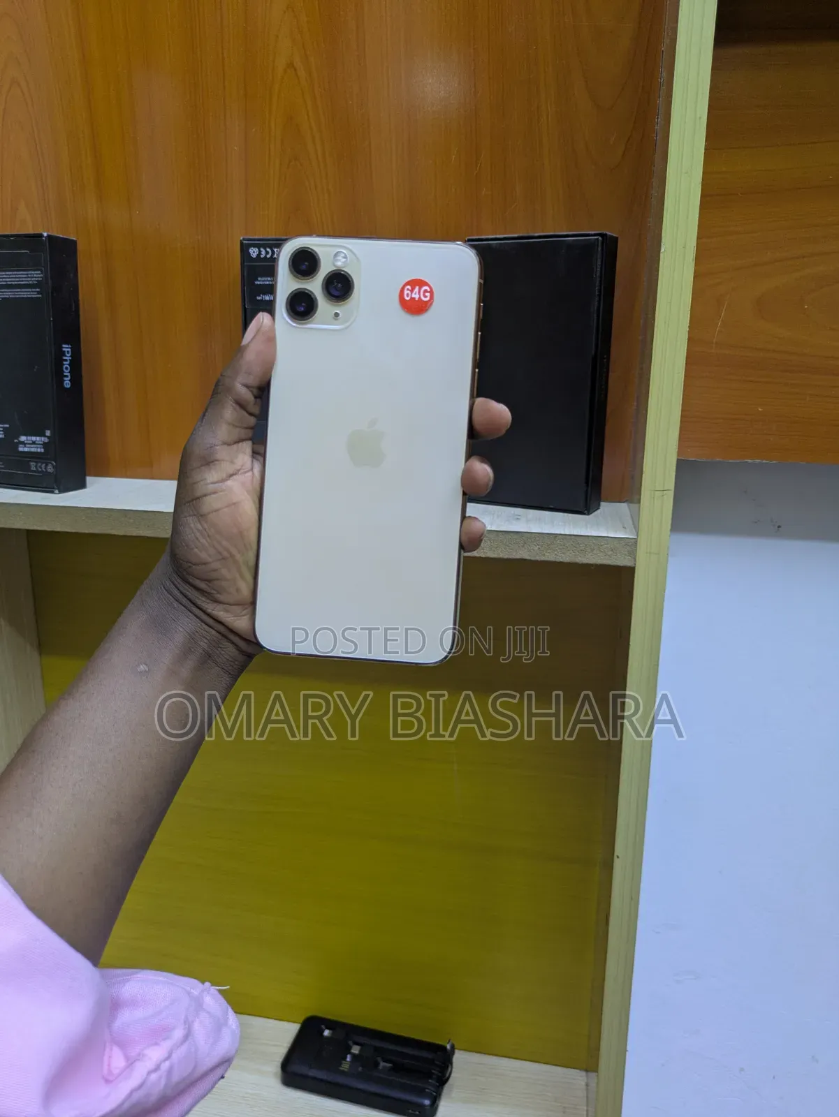 Apple iPhone 11 Pro Max 64 GB Gold