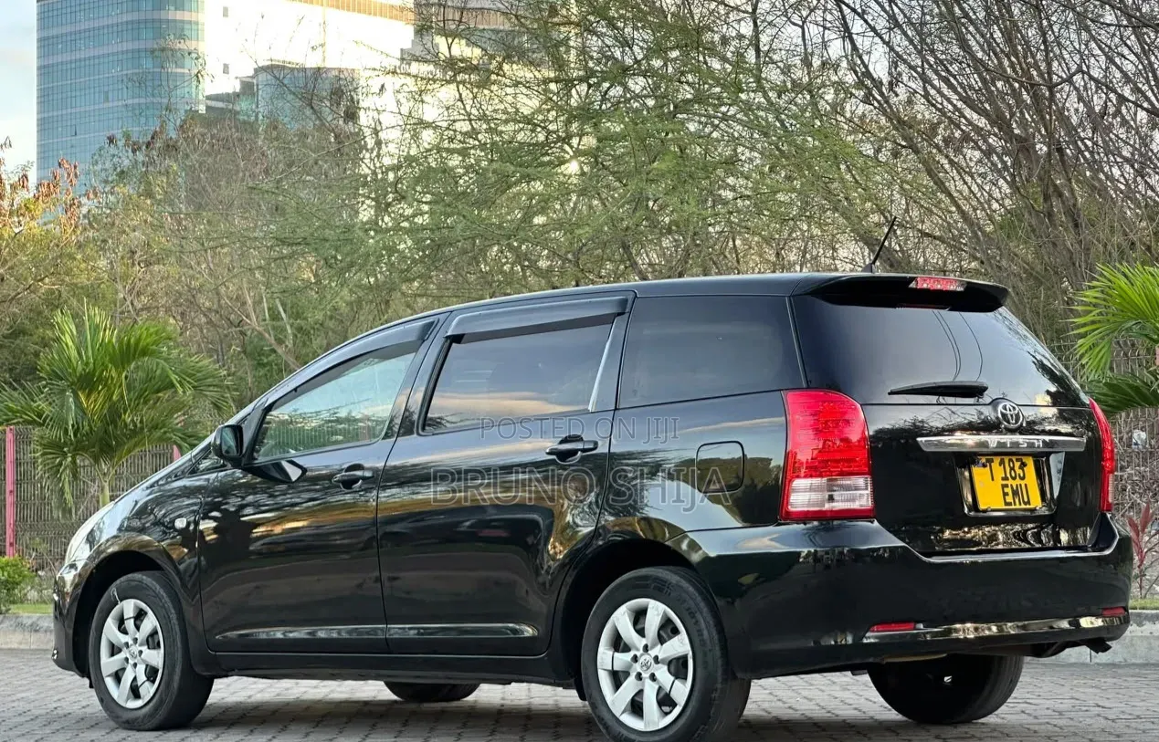 Toyota Wish 2006 Black