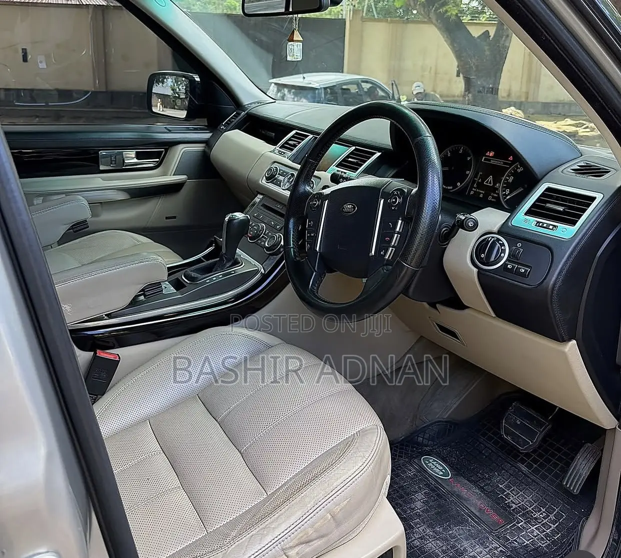 Land Rover Range Rover Sport 2012 Beige