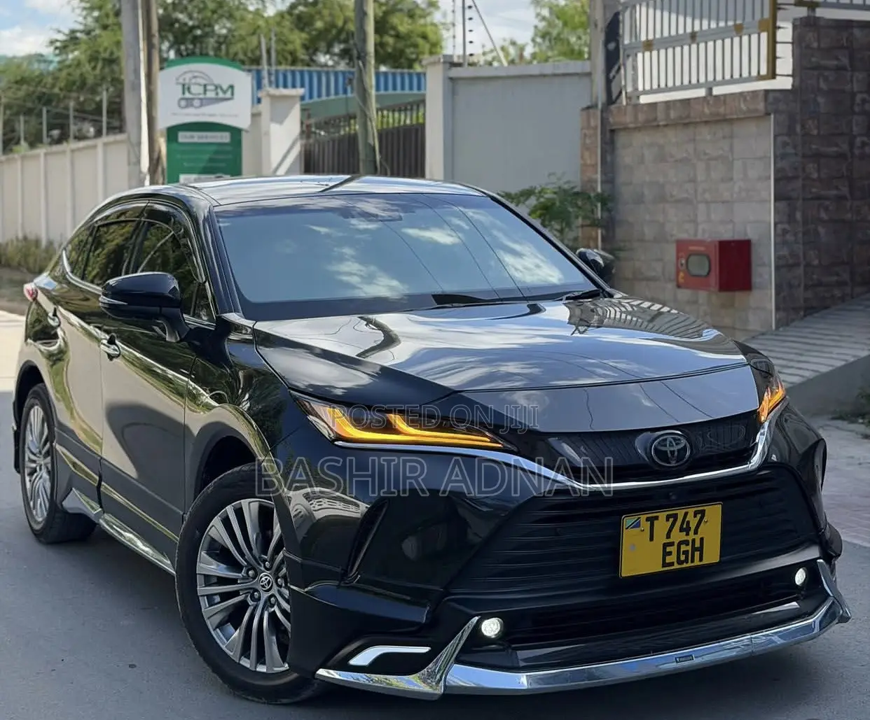 Toyota Harrier 2021 Black