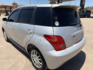 Toyota IST 2006 Gray