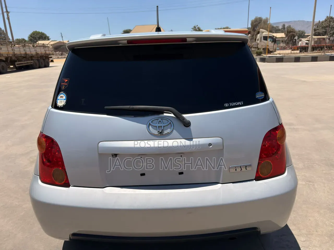 Toyota IST 2006 Gray