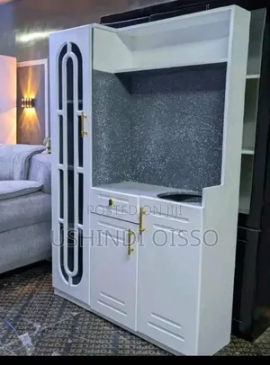Kitchen Cabinet Mpya Kabisa