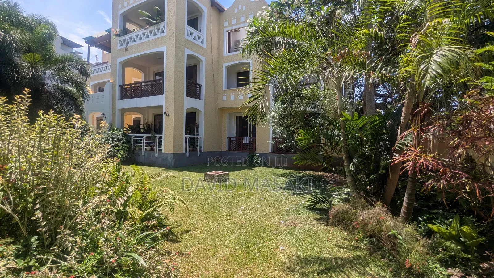 Furnished 3bdrm Apartment in Apartments, Oyster Bay for rent
